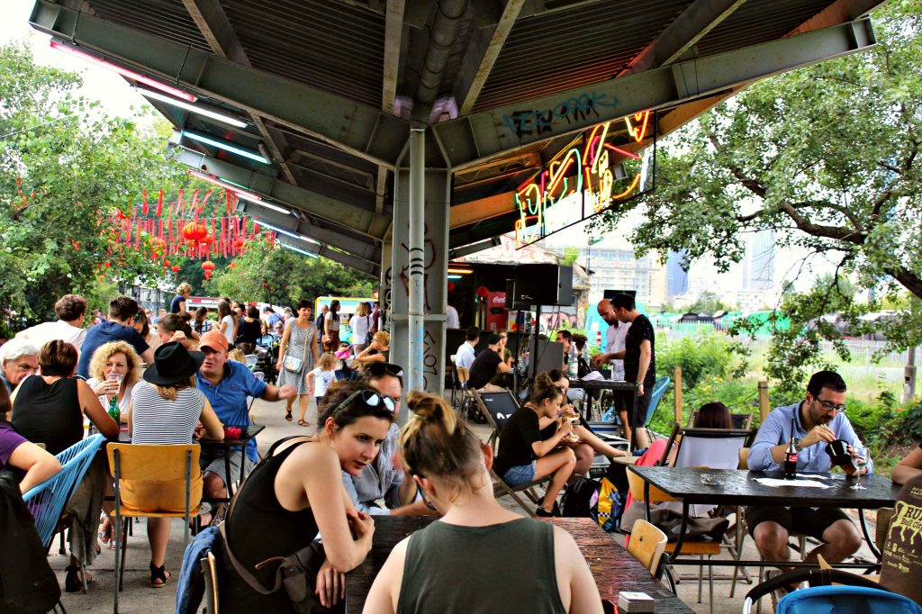 azjatyckie noce, nocny market