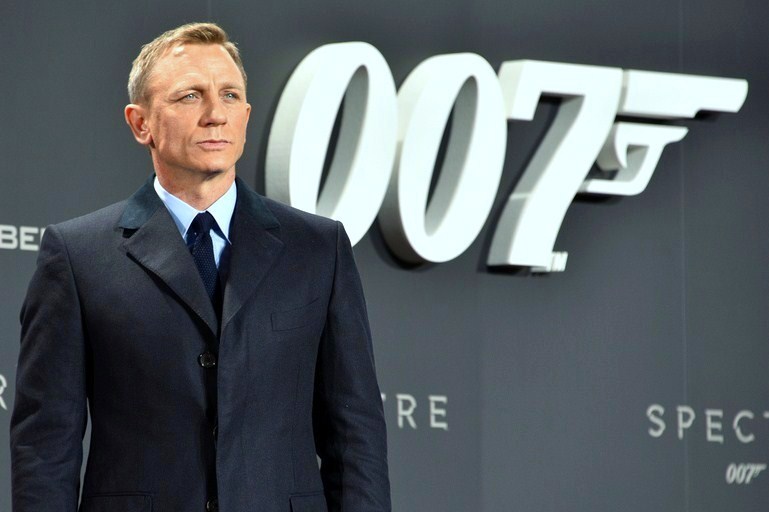 Daniel Craig Bond