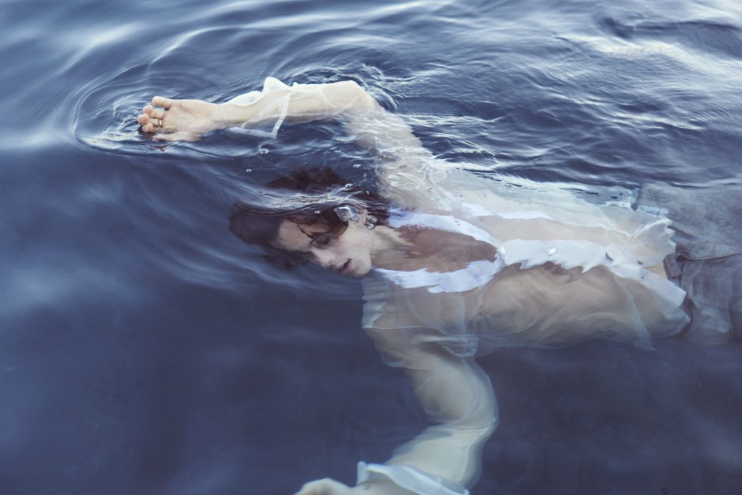 Shawn Mendes wonders