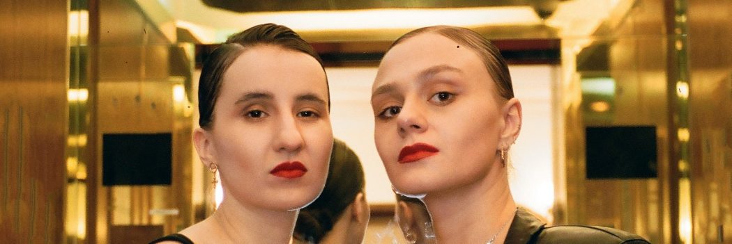 Rosalie. i Chloe Martini